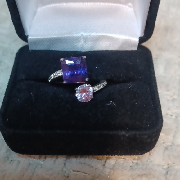 Elegant Purple and Pink Stone Ring - Picture 1 of 7